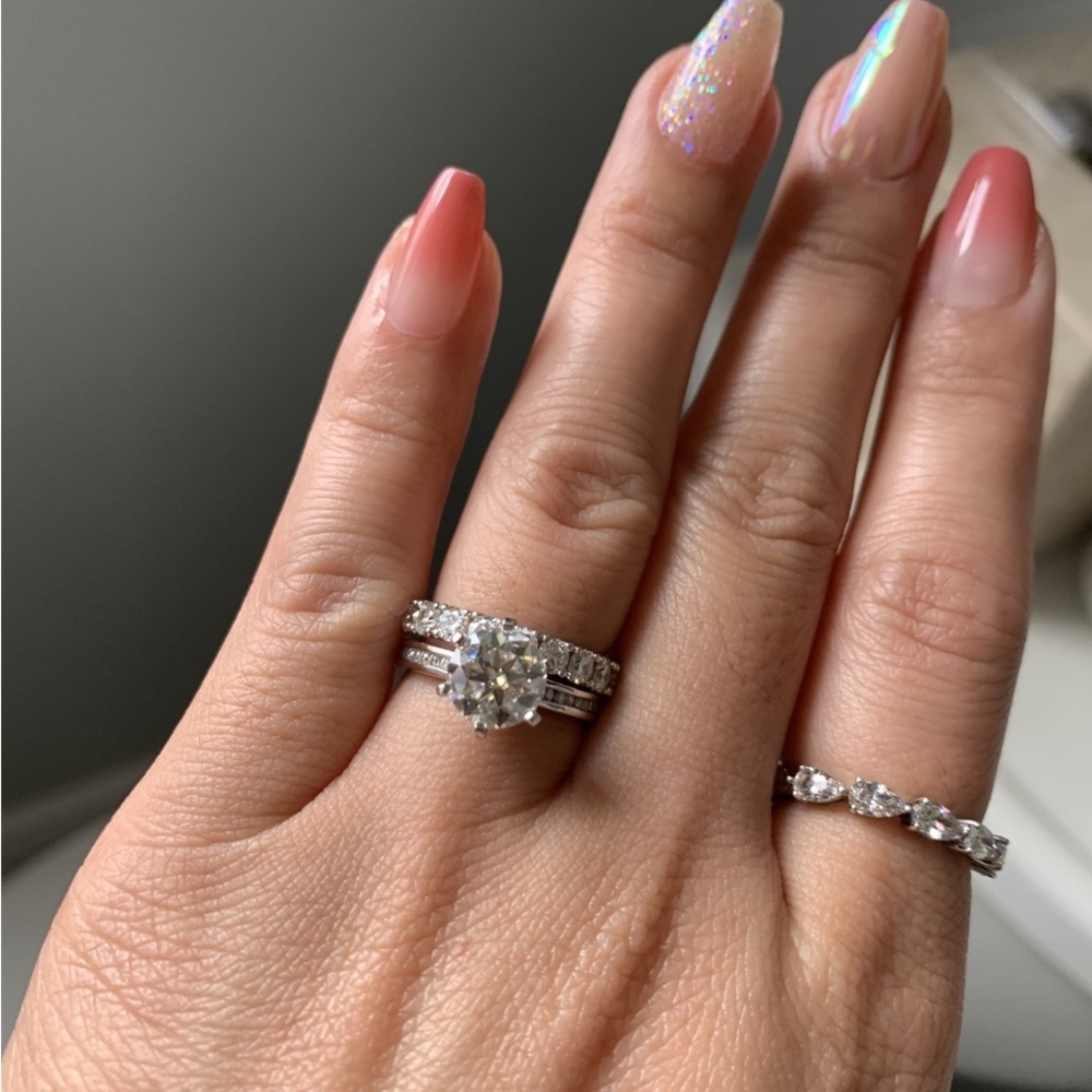 Lab Grown Elegant ring in 14kt white gold Ring 2.5 total carat weight - Picture 3 of 11